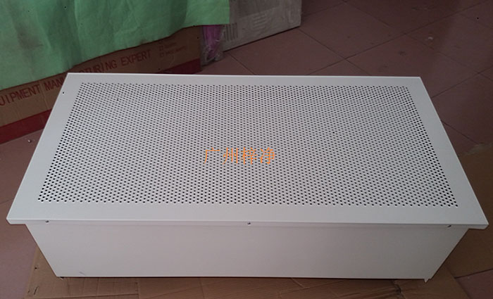 悬挂式层流罩作为一种高效的空气洁净设备 悬挂式层流罩作为一种高效的空气洁净设备